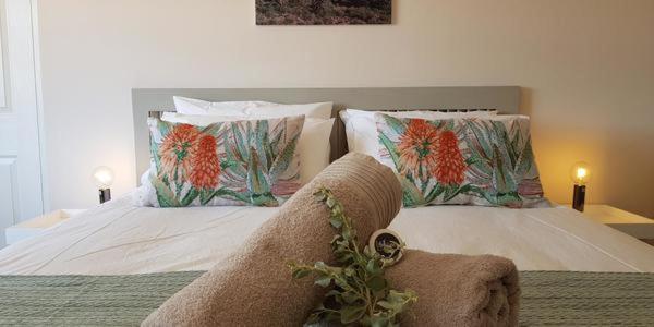 Mayfair Farm Cottages Oudtshoorn Dış mekan fotoğraf